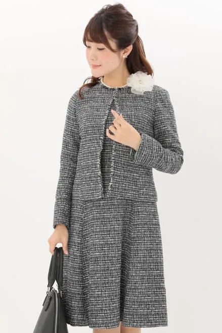 ネイビーのフリンジ付きセレモニースーツセット