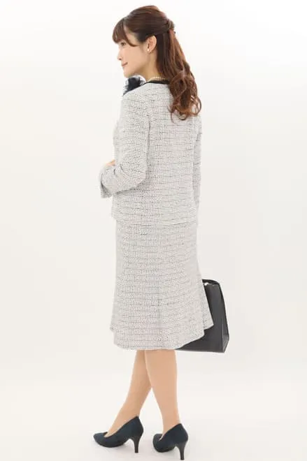 ホワイト×ピンクのシフォントップスセレモニースーツセット