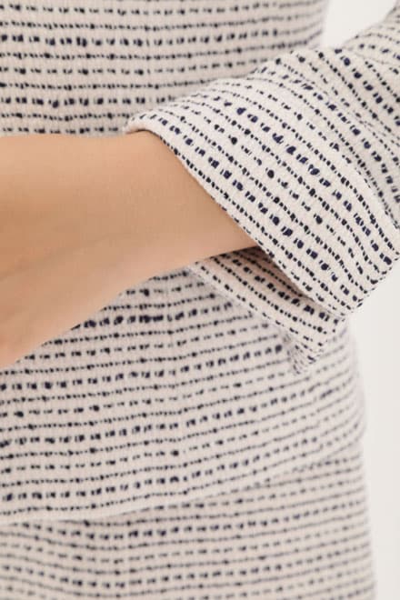 ホワイト×ピンクのシフォントップスセレモニースーツセット