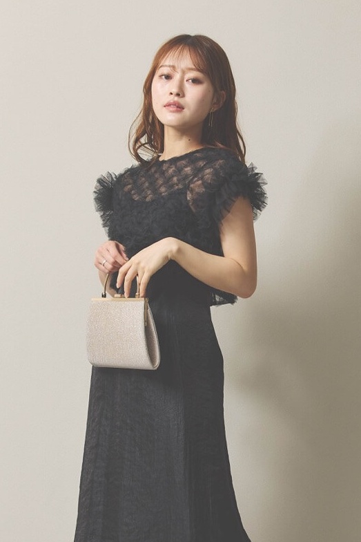 メタルチェーンのリボンイヤリング(ゴールド)