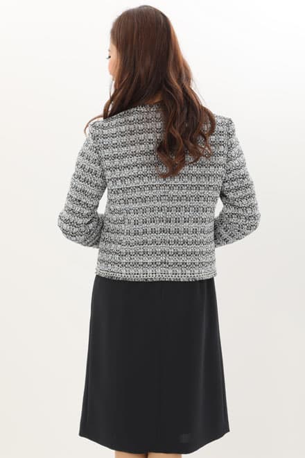 ブラックの七分袖インバーテッドタックセレモニースーツセット