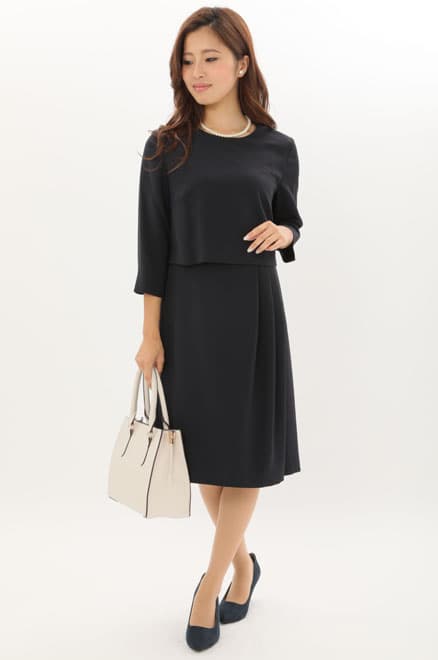 ブラックの七分袖インバーテッドタックセレモニースーツセット