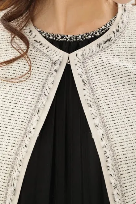 ブラックのプリーツワンピースフリンジジャケット付きセレモニースーツセット