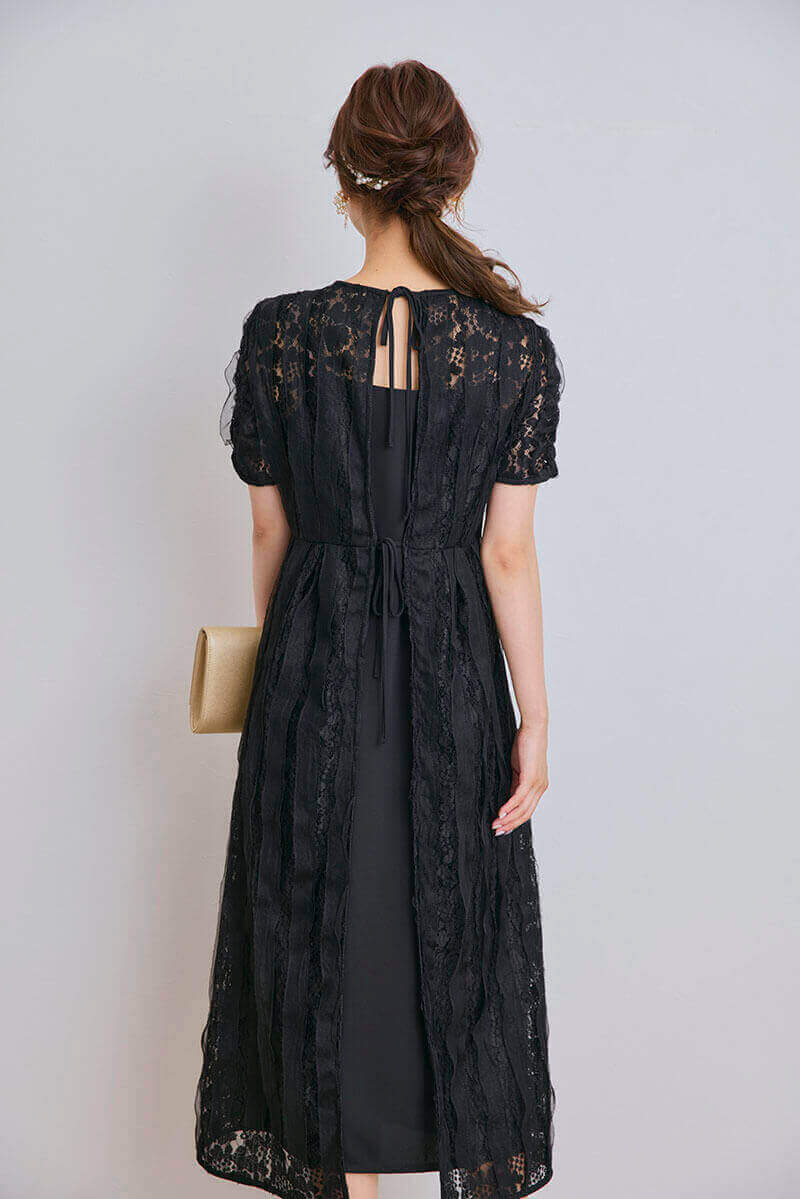 ブラックのリボンチュールエプロンドレス