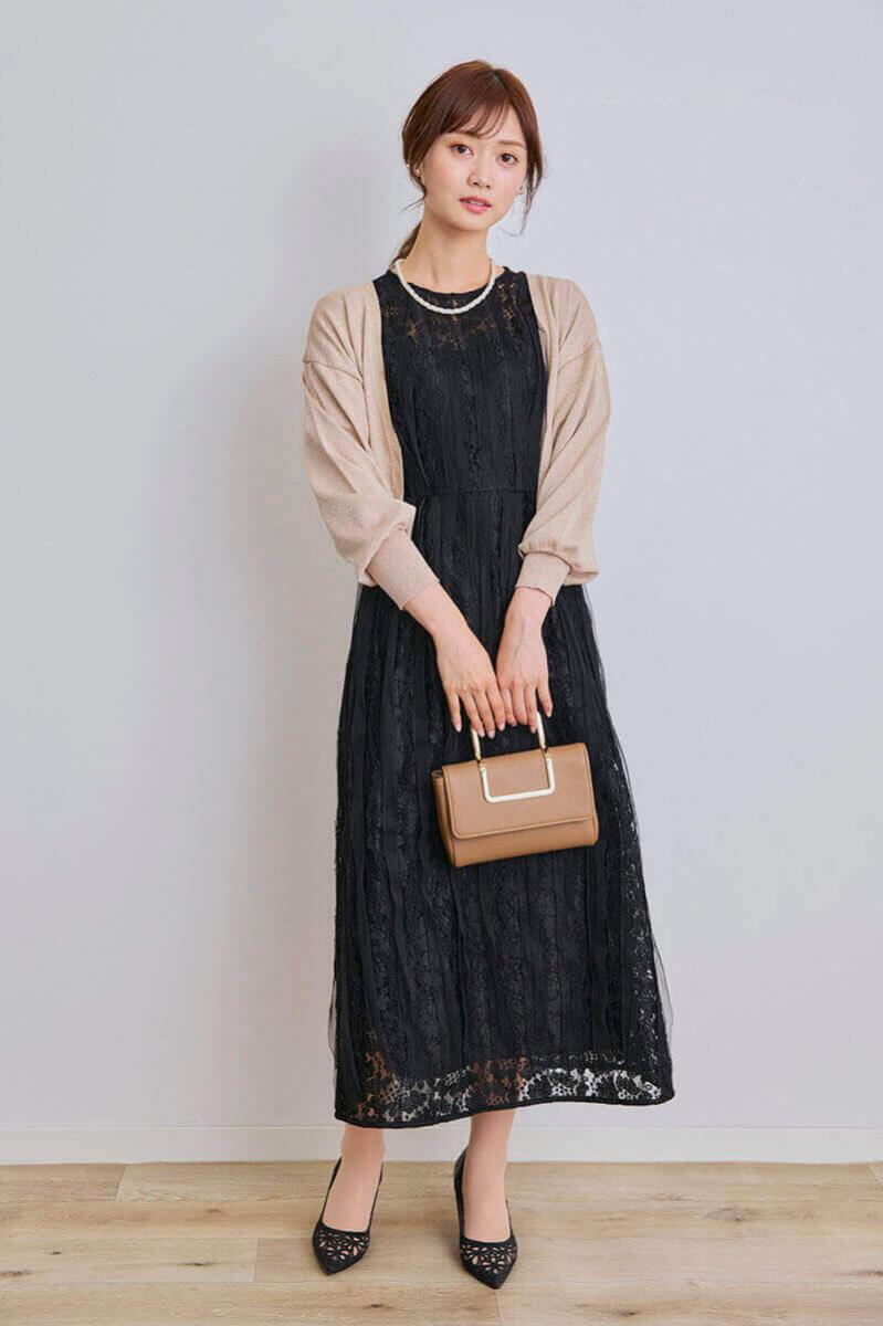 ブラックのリボンチュールエプロンドレス