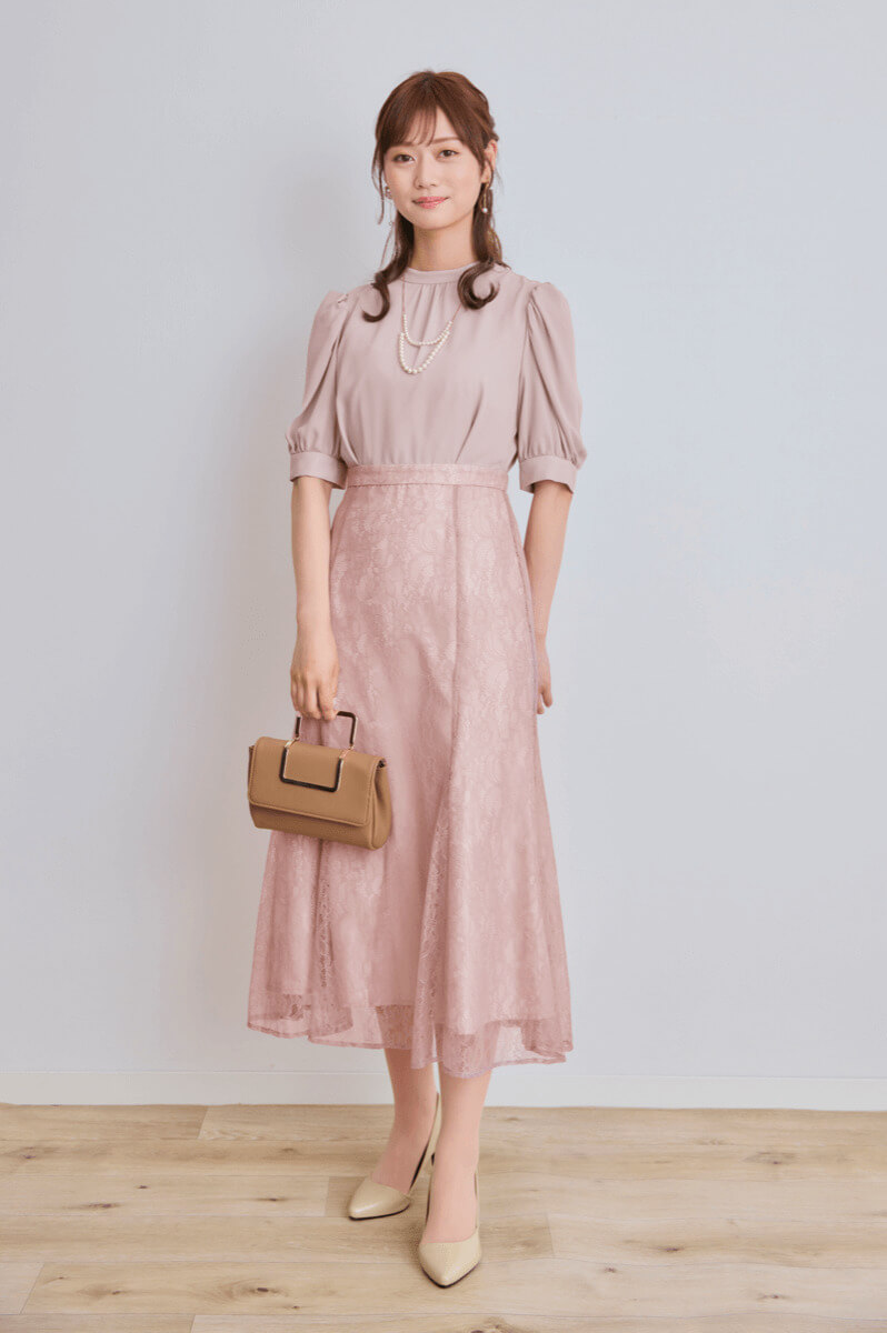 ピンクのプチハイネックマーメイドドレス