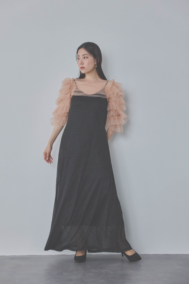 ブラックのティアードフリルボレロドレス