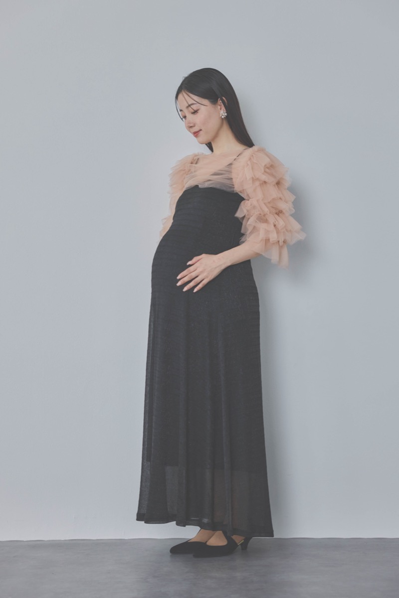 ブラックのティアードフリルボレロドレス