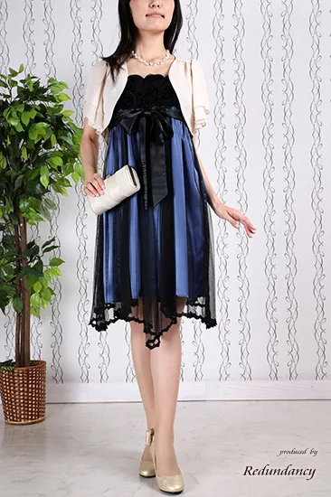 ベージュシフォン胸元ビーズのボレロ