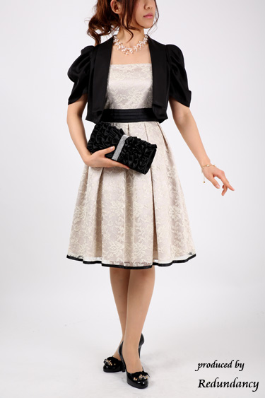 ブラックサテンのジャケット風ボレロ