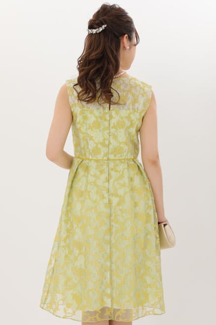 イエローのオーガンジー刺繍ドレス