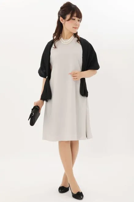 ライトグレー×ブラックのスリット切替ドレス