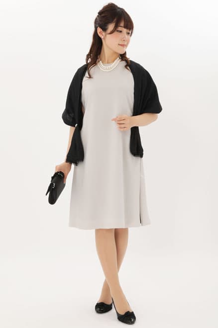 ライトグレー×ブラックのスリット切替ドレス