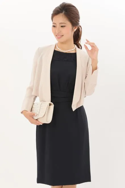 ネイビーのショルダーレースタイトドレス