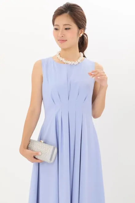 ブルーのウエスト切替フィッシュアンドテールドレス