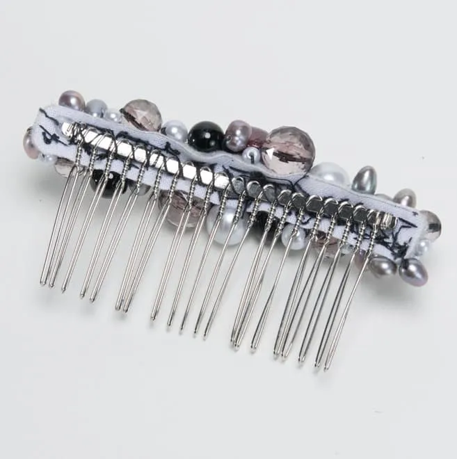 ワインレッド&シルバーパールのコーム