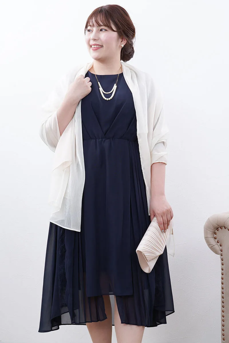 ネイビーのフィッシュテールシフォンドレス