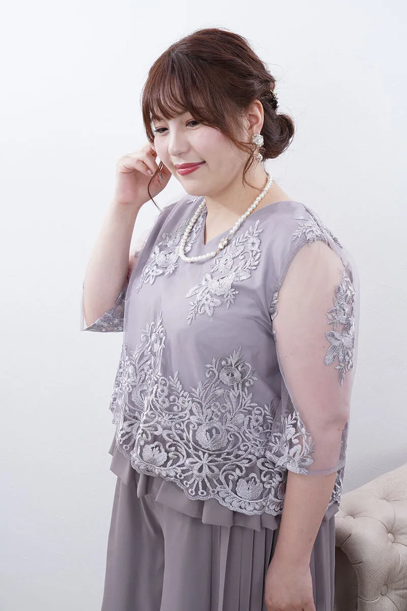 グレージュのチュールブラウスワイドパンツドレス