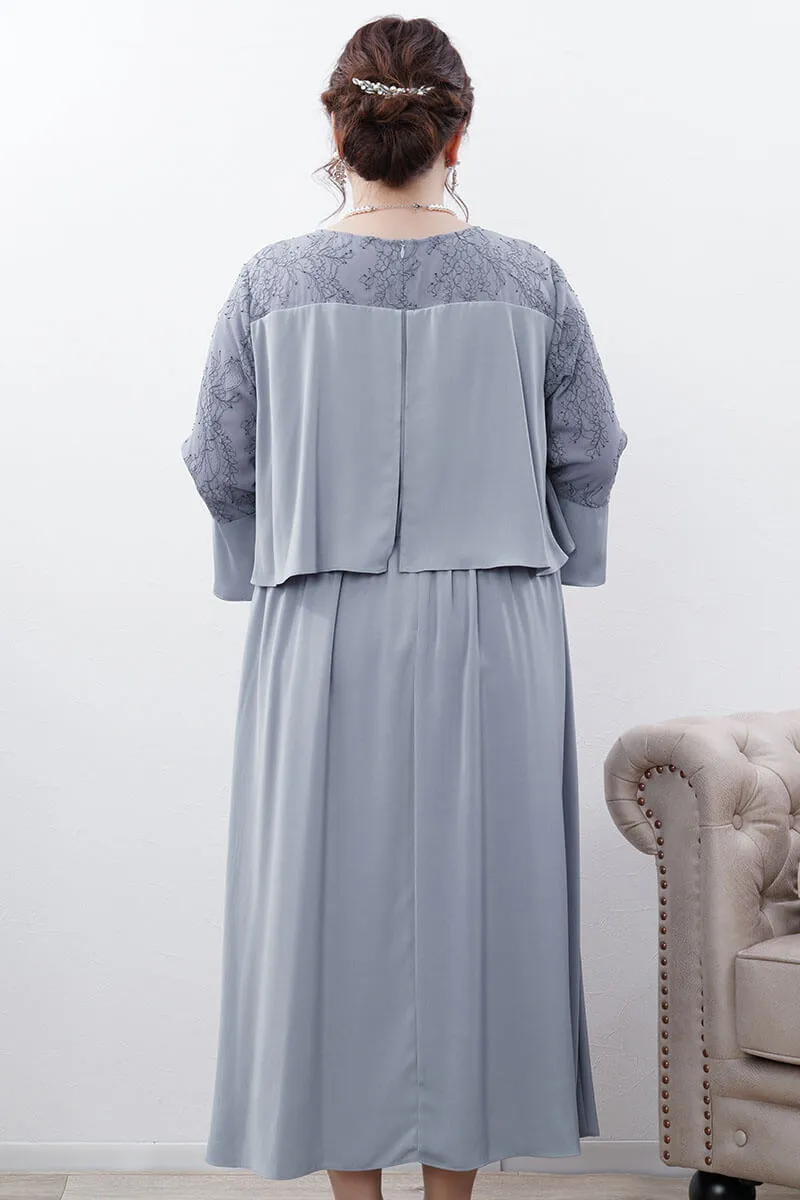 ブルーのフレアレイヤードドレス