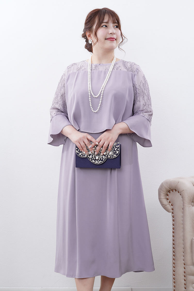 ラベンダーのフレアレイヤードドレス