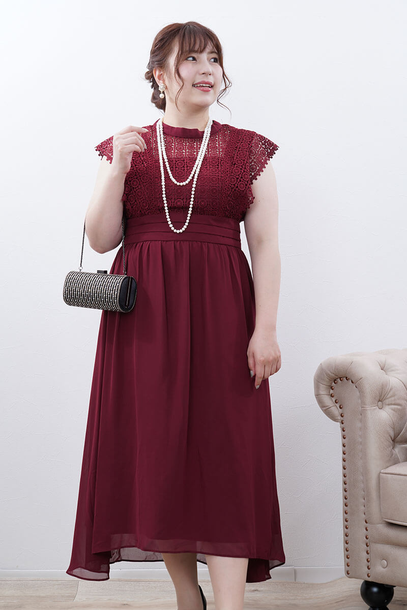 ボルドーのヴィンテージライクレースドレス