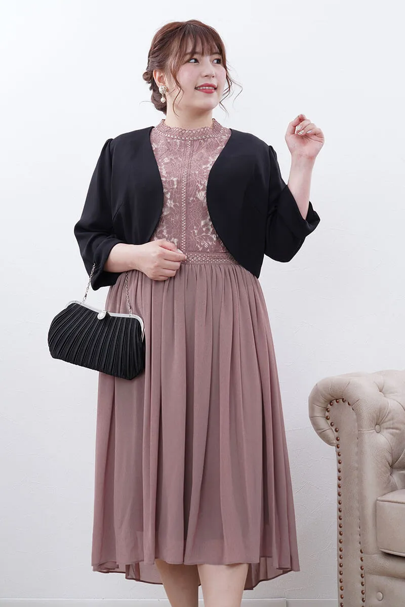 スモーキーピンクのヴィンテージライクレースドレス
