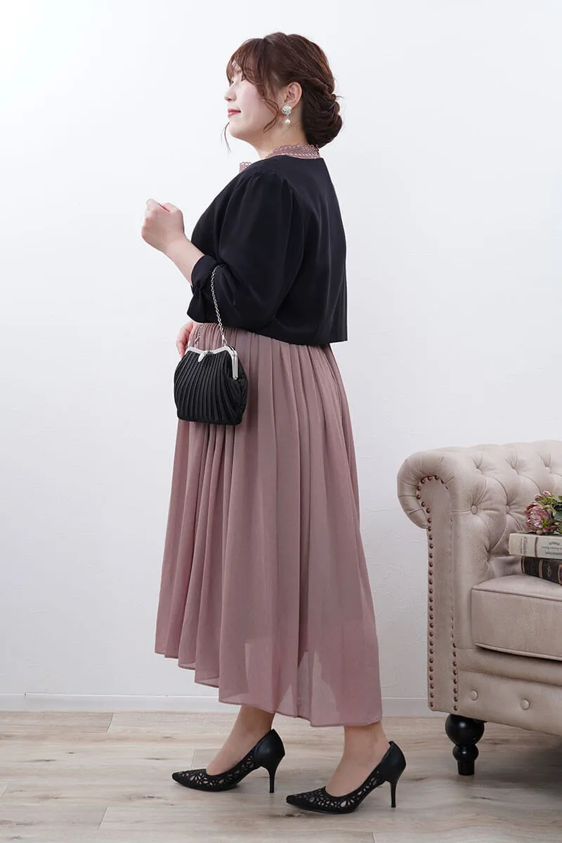 スモーキーピンクのヴィンテージライクレースドレス