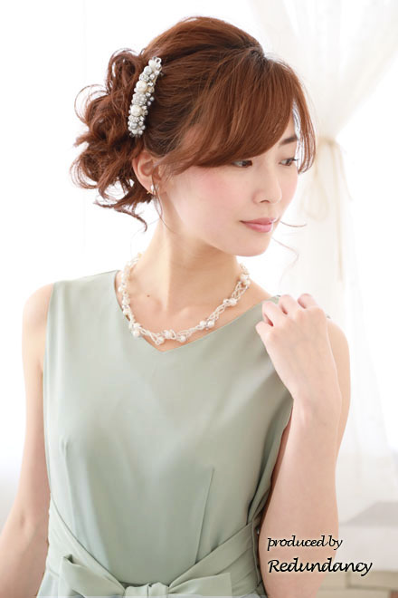 ラインストーンとグレーパールのバレッタ