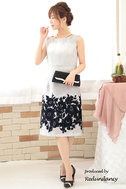 ネイビー×シルバーの花柄エレガントドレス