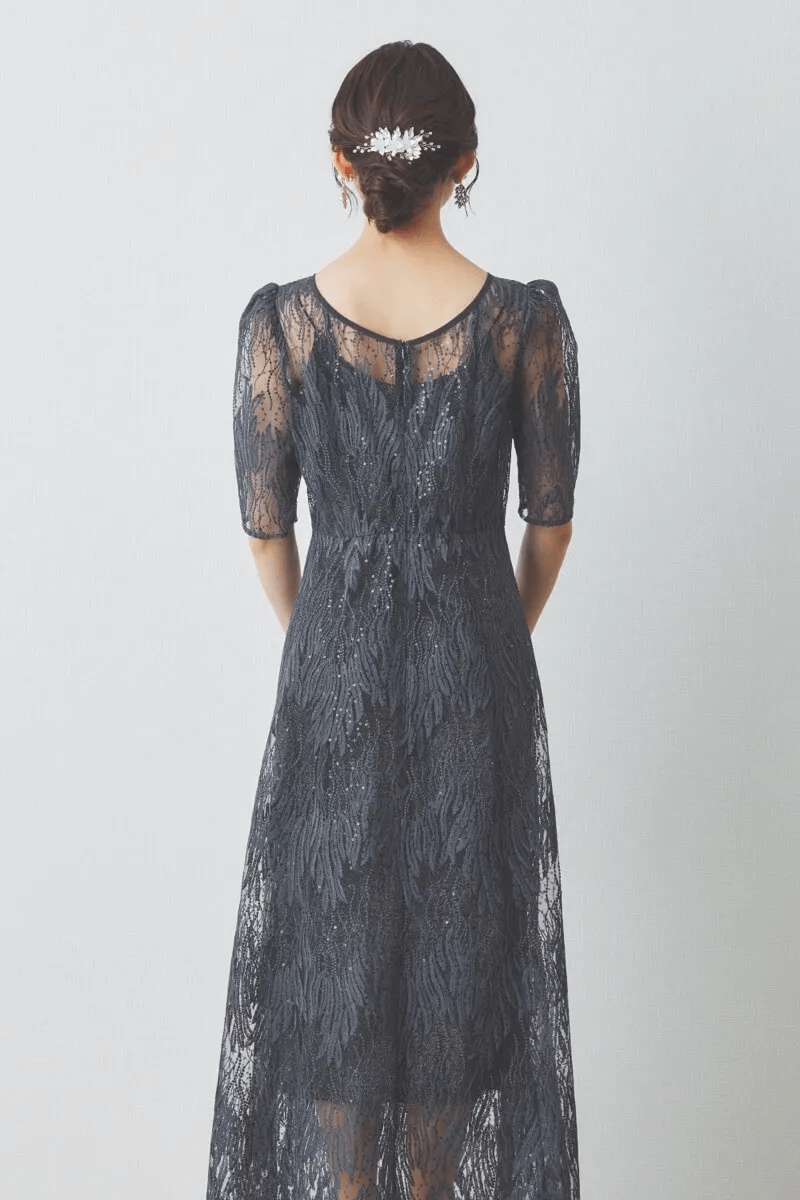 ダークグレーのスパンコールアネモネドレス