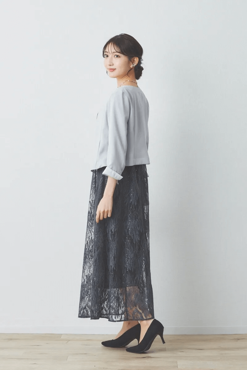 ダークグレーのスパンコールアネモネドレス