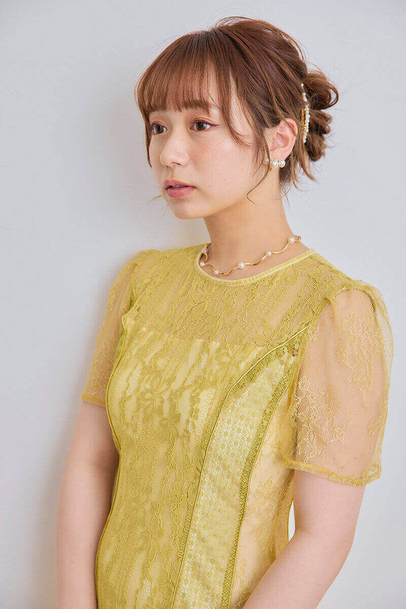 パール×メタルのウェーブネックレス(ゴールド)