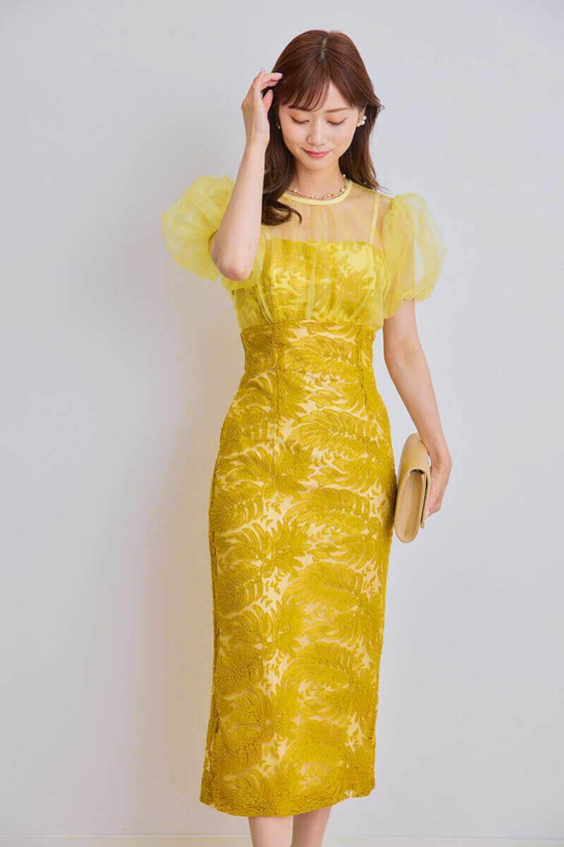 パール×メタルのウェーブネックレス(ゴールド)