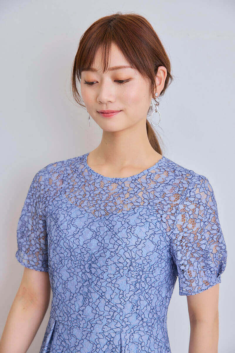 シルバーのチェーンイヤリング