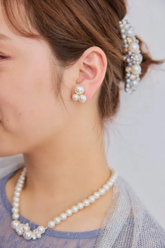 トリプルパールイヤリング