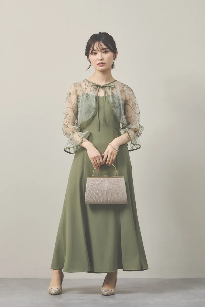 カーキの刺繍ボレロ付きキャミソールドレス