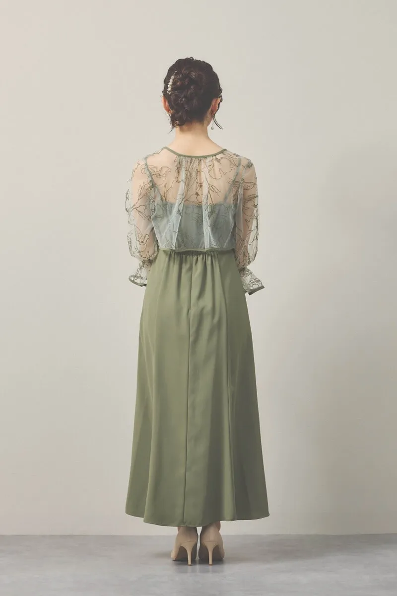 カーキの刺繍ボレロ付きキャミソールドレス