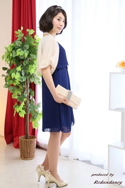 ロイヤルブルーのAラインプリーツドレスコーディネートセット