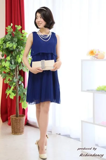 ロイヤルブルーのAラインプリーツドレスコーディネートセット