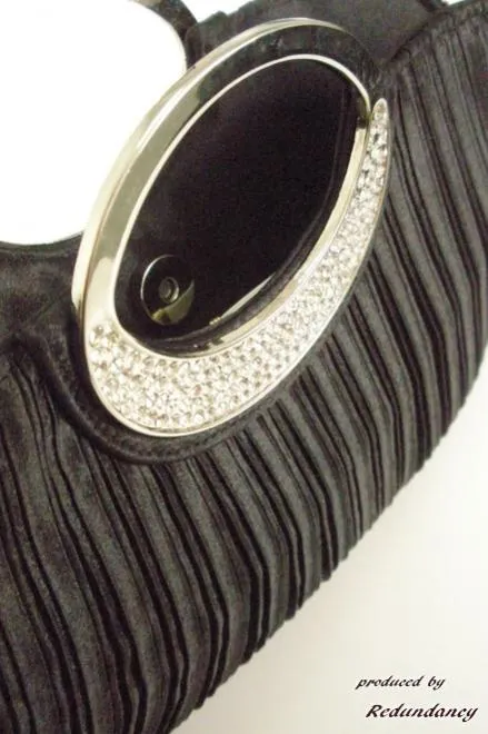 ベージュのコサージュ＆フリル裾シフォンドレスコーディネートセット