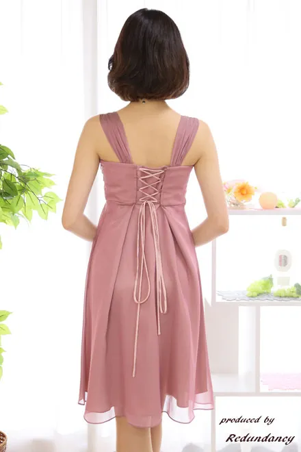 ピンクのティアードフリルドレスコーディネートセット