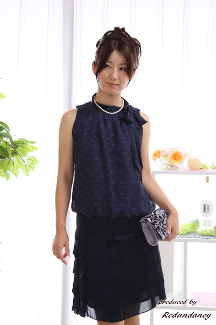 ネイビーのティアードフリルネックリボンドレスコーディネートセット