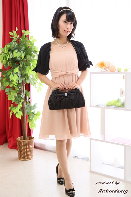 ピンクのウエストタック入りドレスコーディネートセット