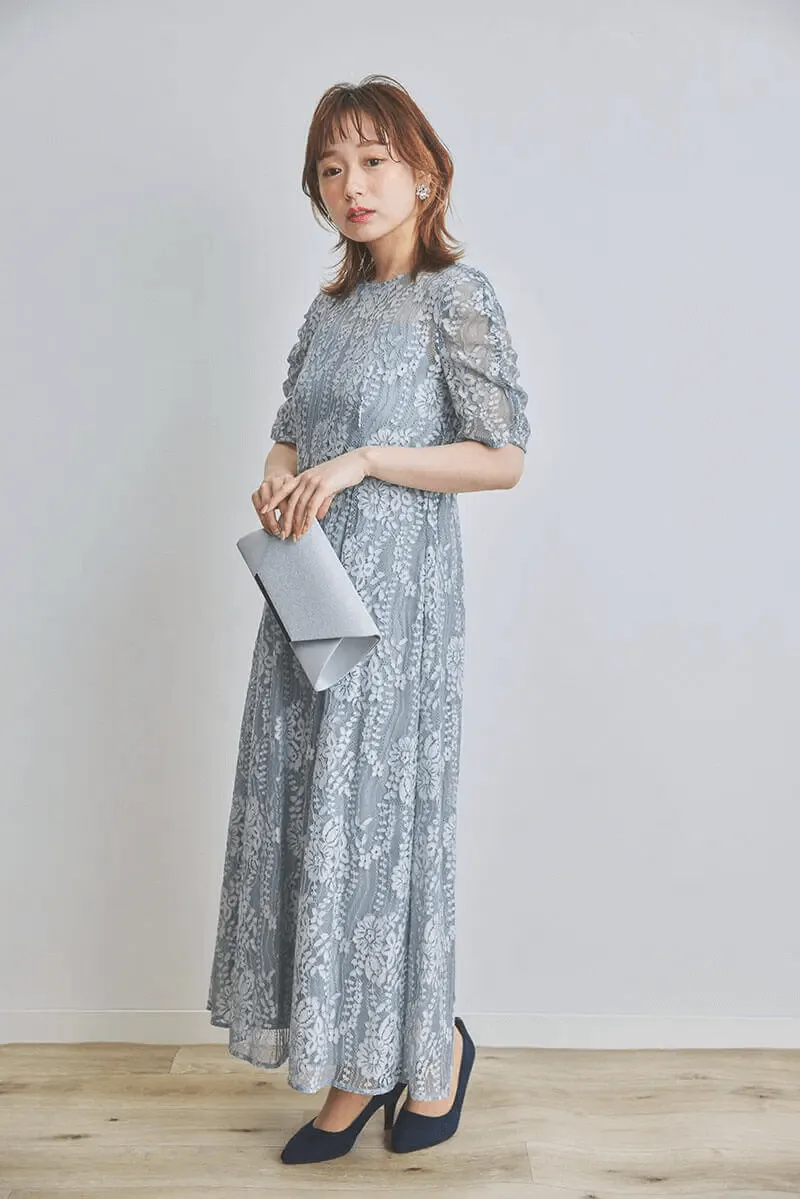 ミントグレーの花柄レースロングドレス