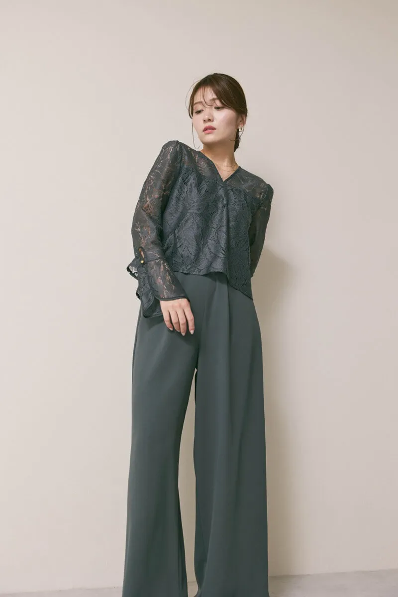 ダークグリーンのワイドパンツセットアップ