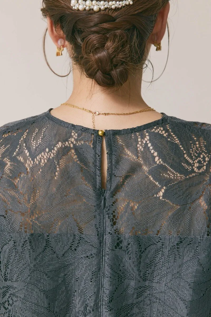 ダークグリーンのワイドパンツセットアップ