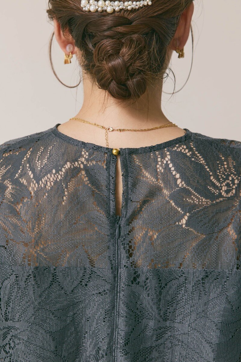 ダークグリーンのワイドパンツセットアップ