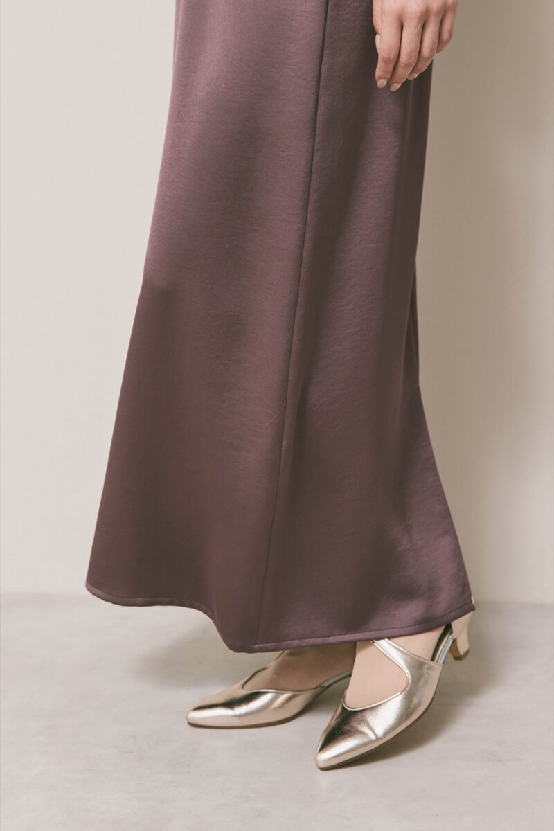 ダークブラウンのシアートップスドレス