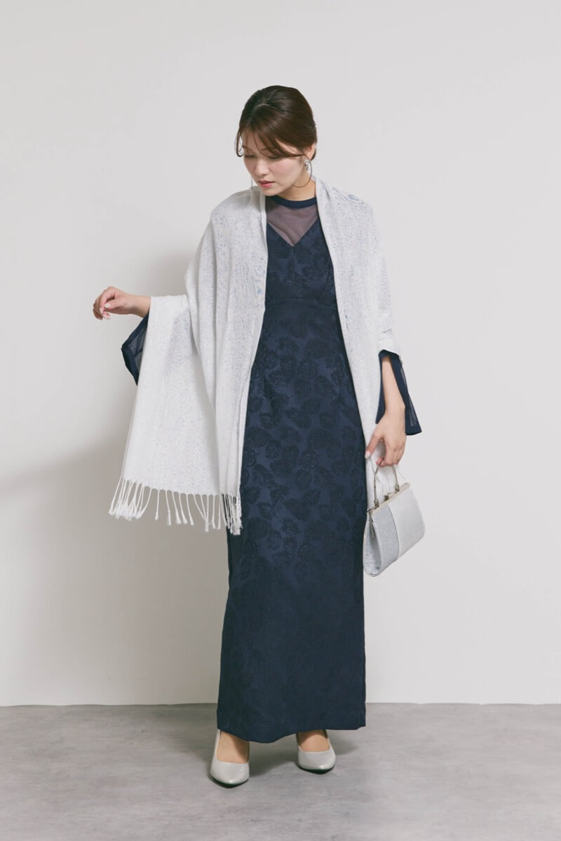 ネイビーのジャガードIラインドレス