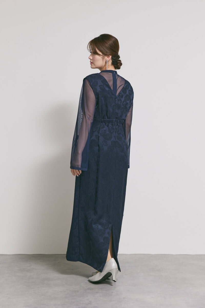 ネイビーのジャガードIラインドレス